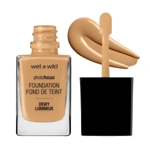 Wet n Wild Photo Focus™ Foundation- DEWY LUMINEUX Desert Beige